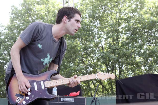 SUUNS - 2011-05-29 - PARIS - Parc de la Villette - 